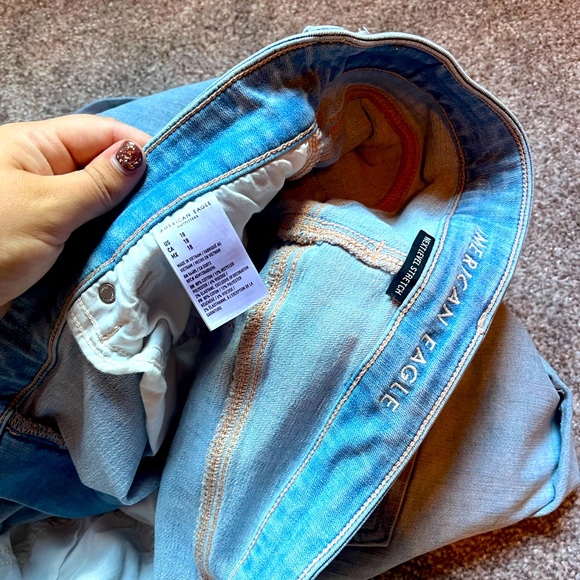 AMERICAN EAGLE SHORTS - Picture 9 of 11